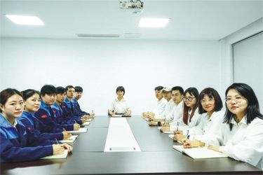 Ningbo Yolanda Spray Co., Ltd. สายการผลิตของผู้ผลิต
