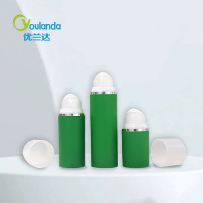 ซื้อ กระป๋องปั๊มโลชั่นพลาสติก PP ที่สามารถปรับแต่งได้ กระป๋องไม่มีอากาศสําหรับดูแลผิว 15cc 30cc online manufacture
