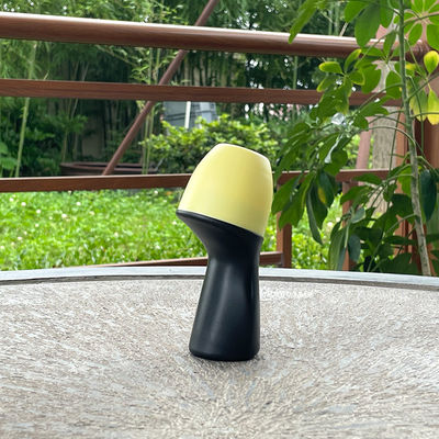 รูปทรงพิเศษ กระป๋องน้ําหอมแบบลอกลอกใหม่ กระป๋องน้ําหอมแบบลอกลอกพลาสติกสําหรับผสมการบํารุงรส